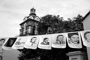 Black and white photo of a church in Cordoba, Argentina