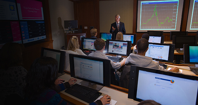 Kogod School of Business Technology and Financial Services Lab