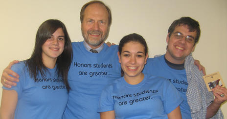 Honors Brain Bowl Faculty and Student Photo