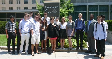 Community of Scholars students visiting the Department of State.