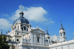 Photo of building in Madrid, Spain