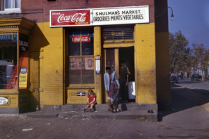 Louise Rosskam. [Shulman’s Market, 485 1/2 N at Union Street, SW, Washington, D.C.], 1942. Kodachrome transparency.  4 x 5 inches. Courtesy of the Library of Congress.<br /> <br />