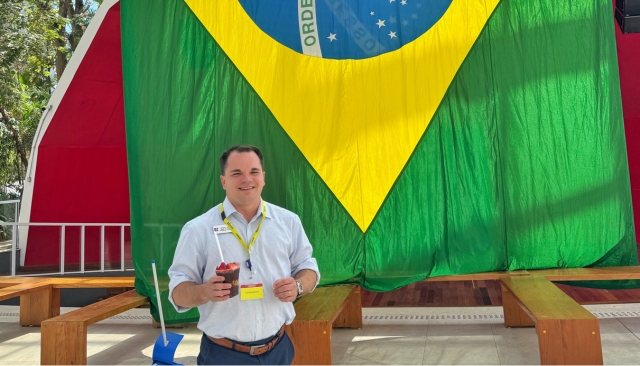 Jeremy in Brazil - Tout