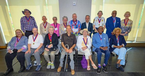Golden Eagles Class of 1976 Group Shot