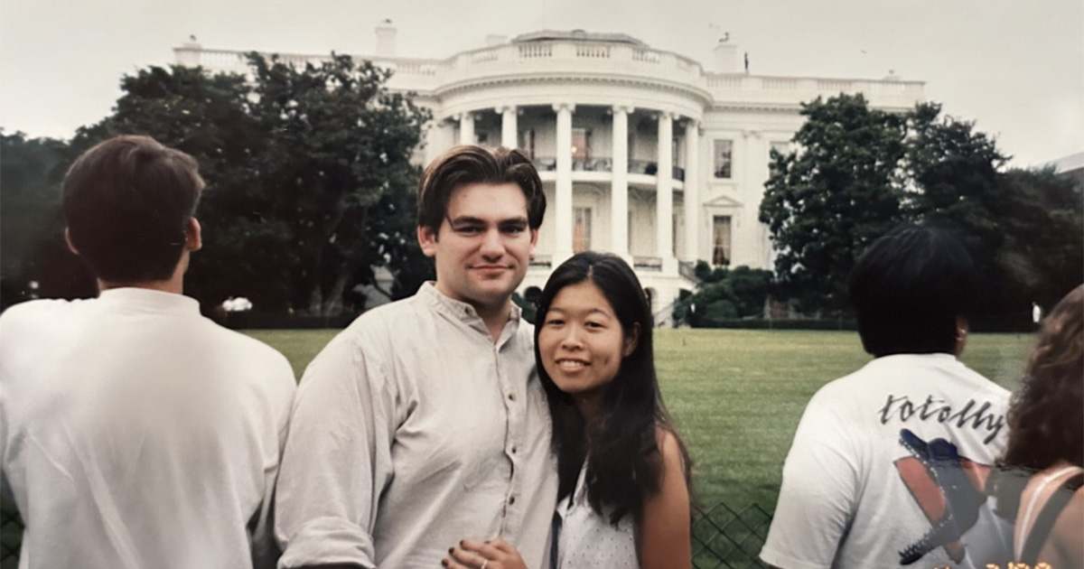 Sweethearts Josh and Junko in front of the White House during their time as AU students