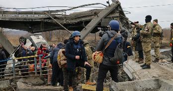 Trey Yingst on location in Ukraine