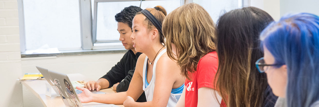 Teacher education students in class. Photo: Jeff Wats.