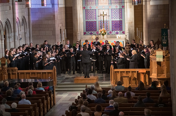 AU Chorus in performance