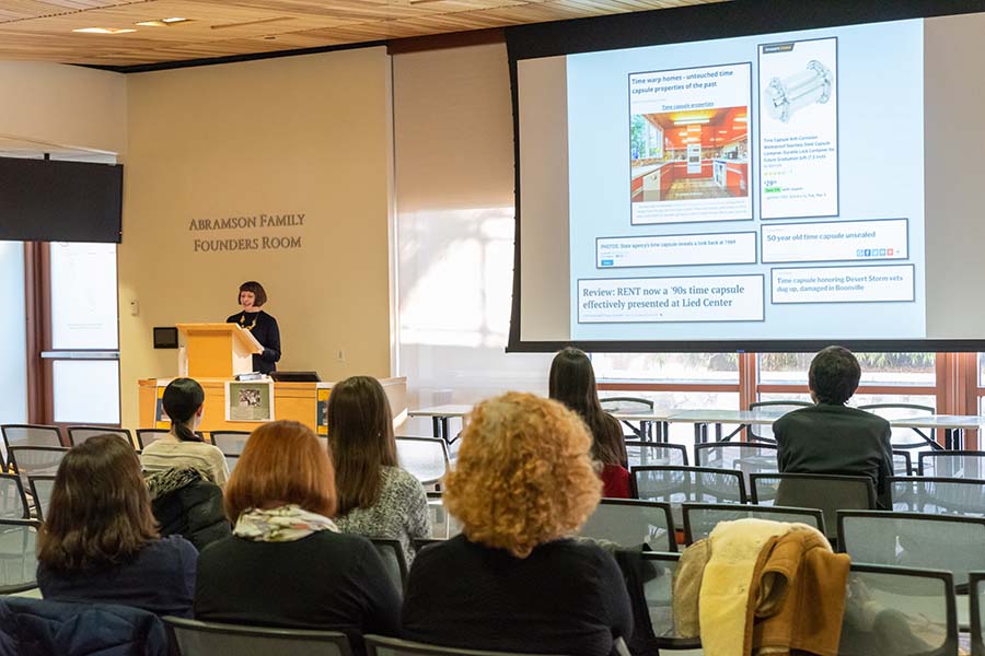 Malgorzata J. Rymsza-Pawlowska presenting to audience at the Brandenburg Lecture