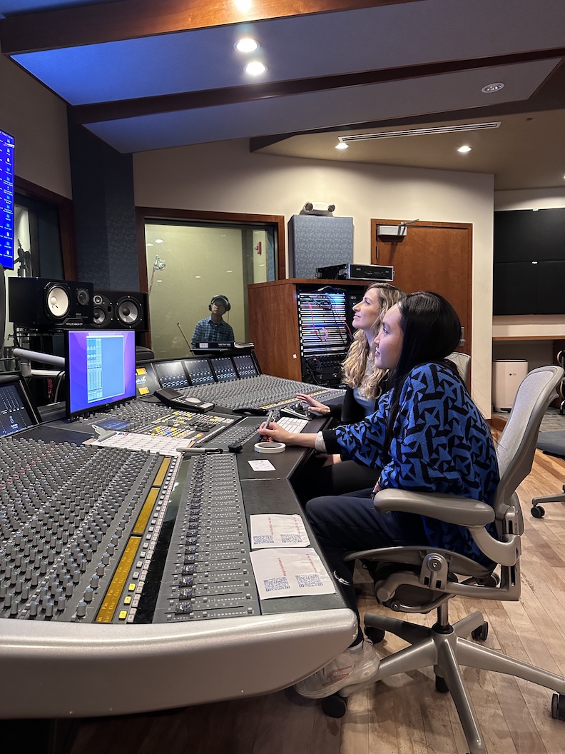 Thao Nguyen (left) and Tessa Giasson (right) in the studio Thao Nguyen (left) and Tessa Giasson (right) in the studio