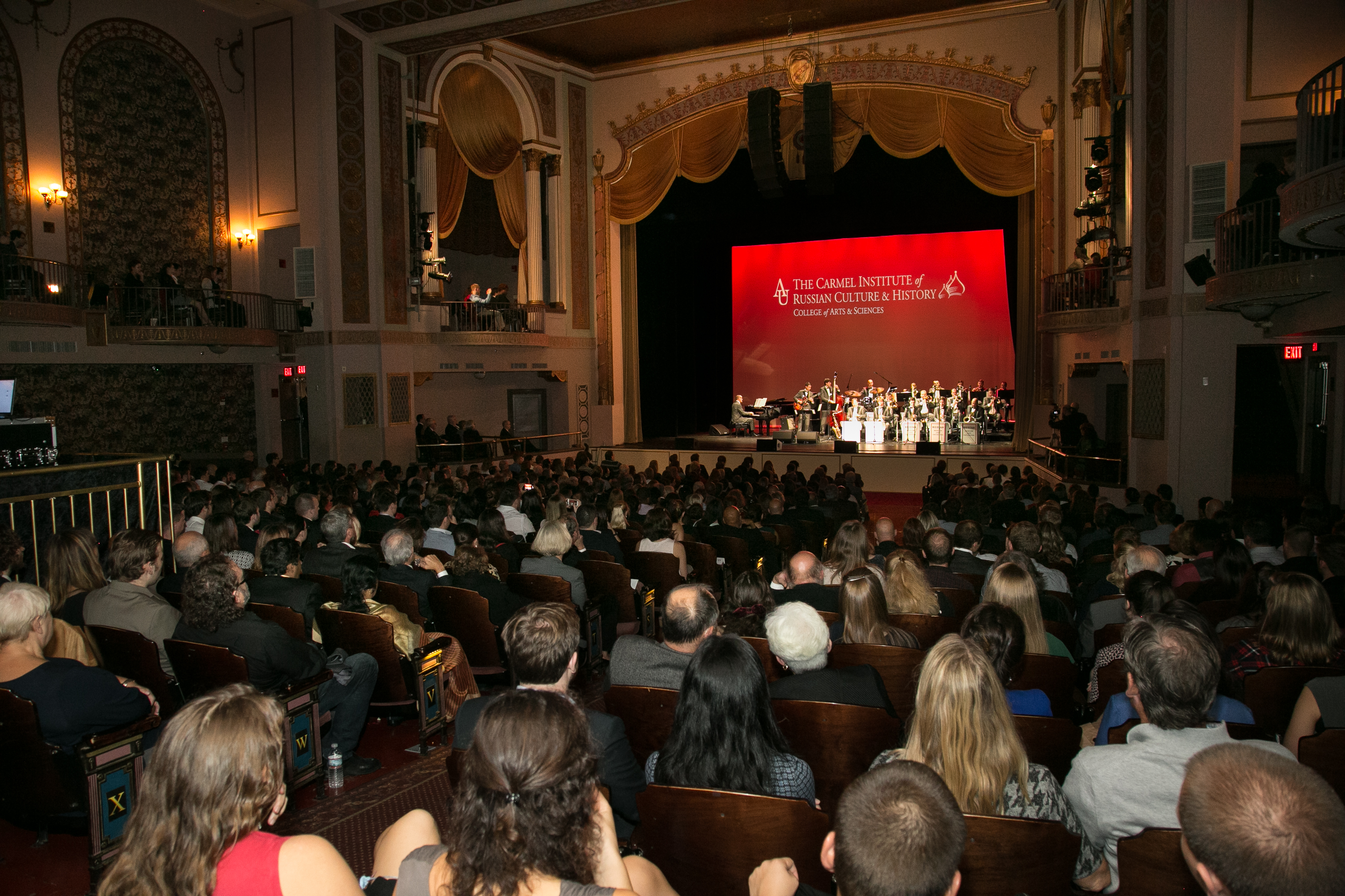 Igor Butman and Wynton Marsalis center stage at DC's historic Lincoln Theatre