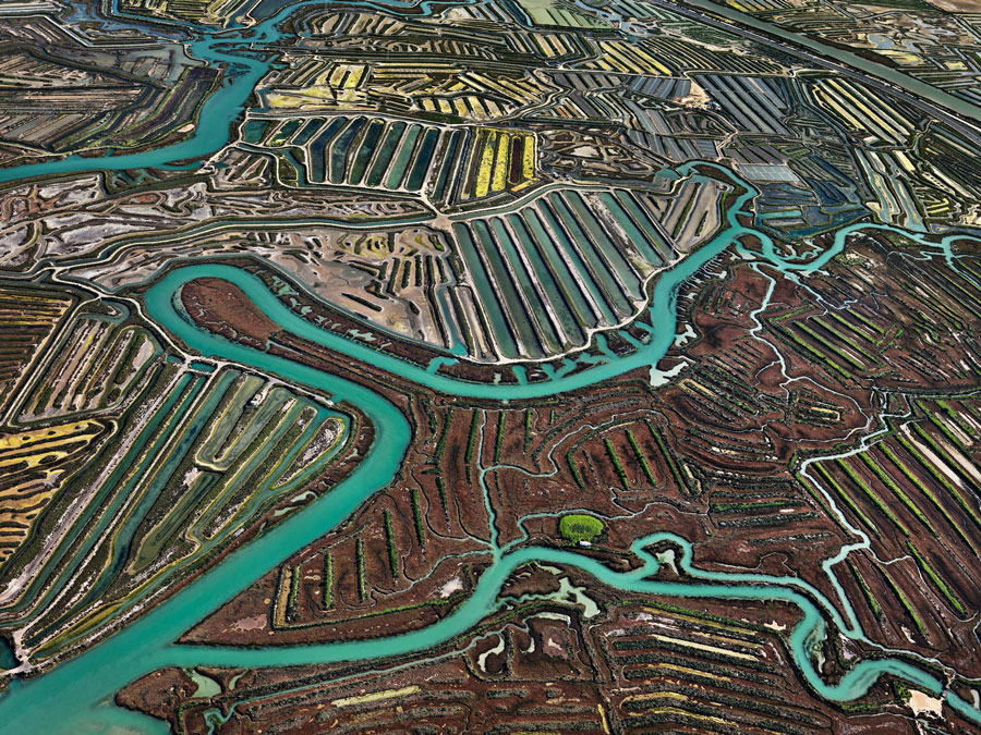 Edward Burtynsky, Salinas #2, Cádiz, Spain, 2013