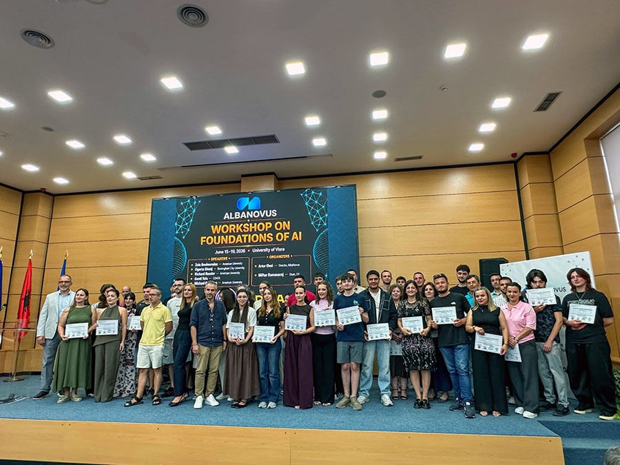Conference participants with advanced course certificates