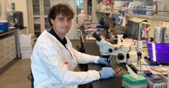 Eric Gwadz in the Connaughton Lab