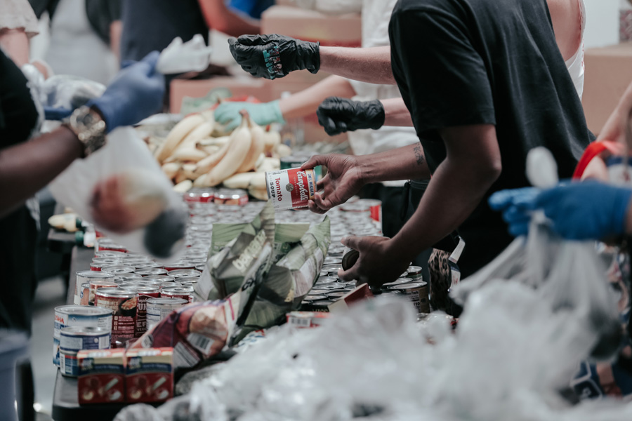 People handing out food