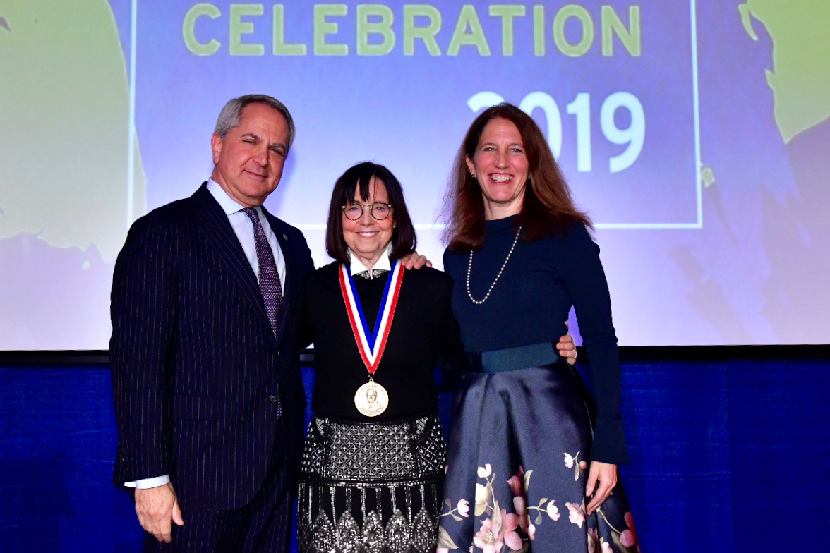 Marc Duber, Susan Zirinsky, Pres. Burwell