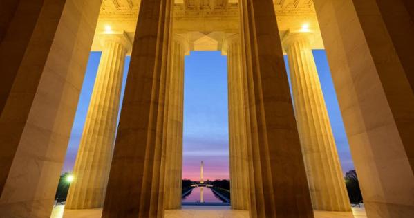 Washington Monument through the columns of the Lincoln Memorial