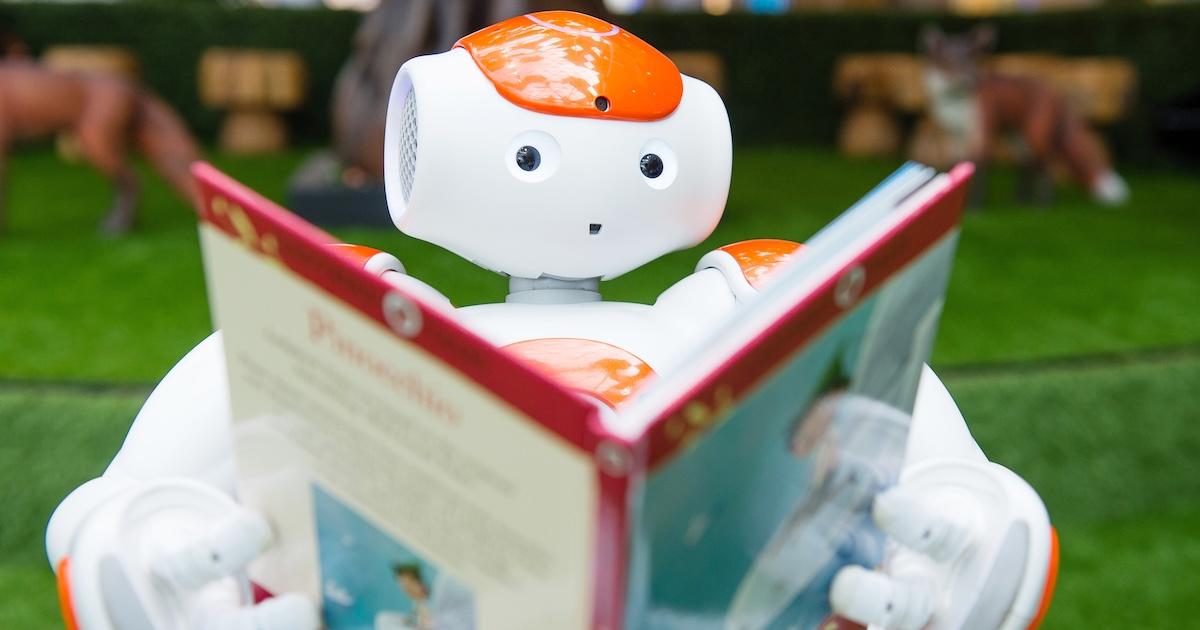Getty Image of Alexander the Friendly Robot.