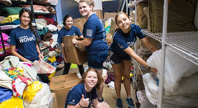 Students partake in the Freshman Service Experience