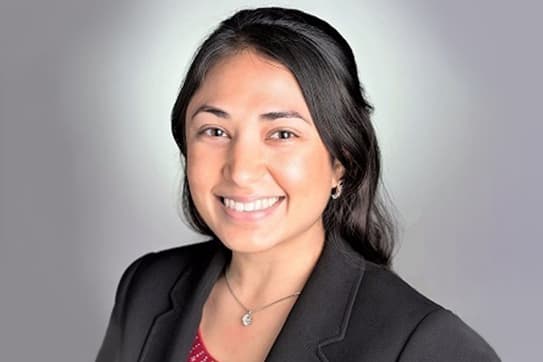 Aparna Soni headshot.