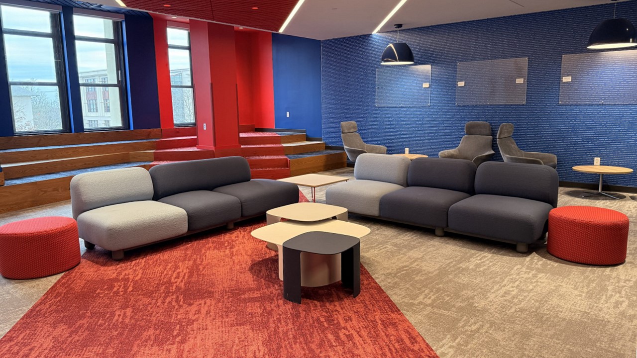 Aviary Student Lounge
