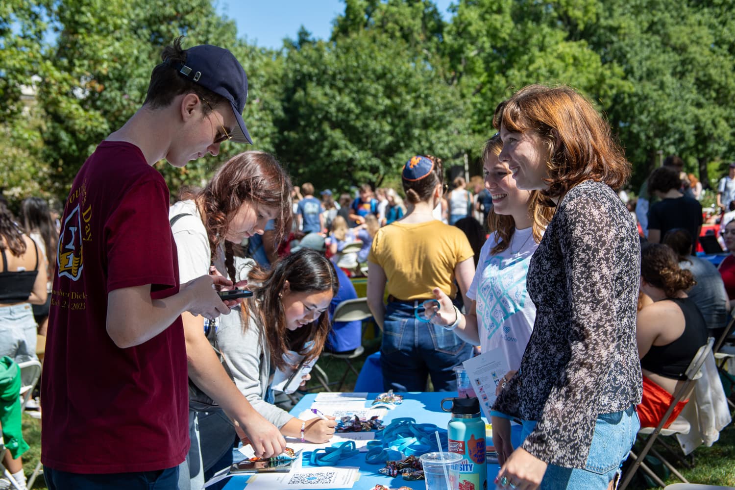 Students at involvement fair