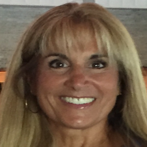 Photograph of Nia Cresham