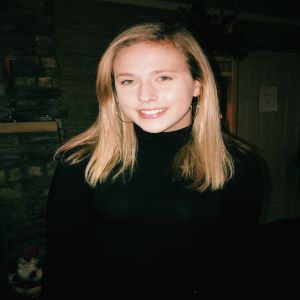 Photograph of Lauren Phelps