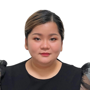 Photograph of Quynh Ho