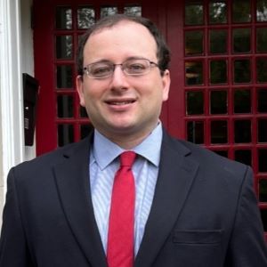 Photograph of Lee Lukoff
