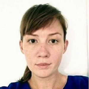 Photograph of Jacqueline Raynolds