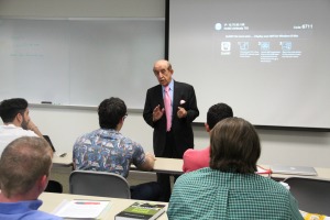 Prof. Nakshbendi teaching his first Islamic Finance class of Fall 2017.