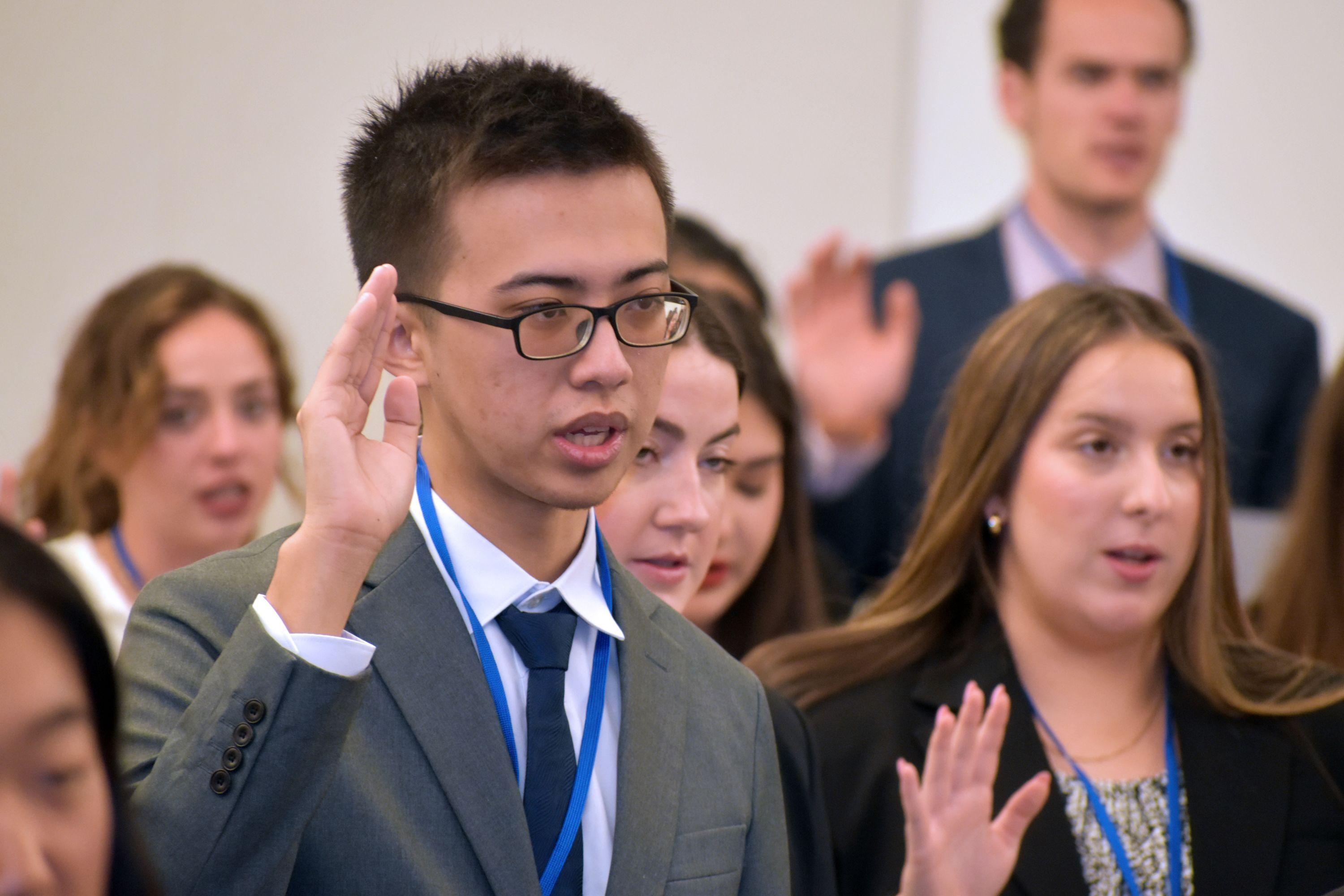 1L students taking oath 1L students taking oath